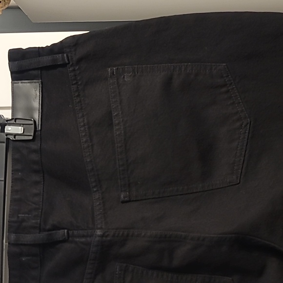 Madewell The Perfect Vintage Jean Womens 33 (38) Black Curvy Tappered Moms AJ192 - Picture 9 of 14